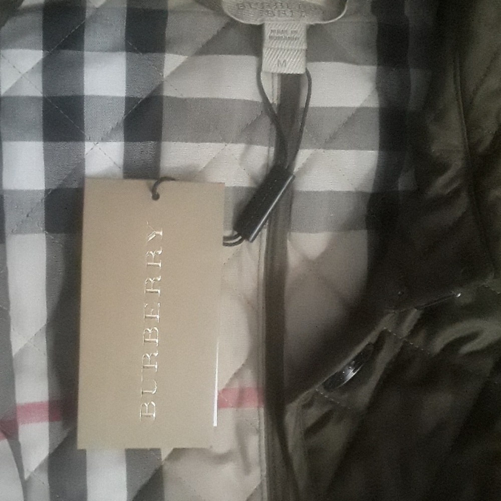 beautiful  burberry jaquet